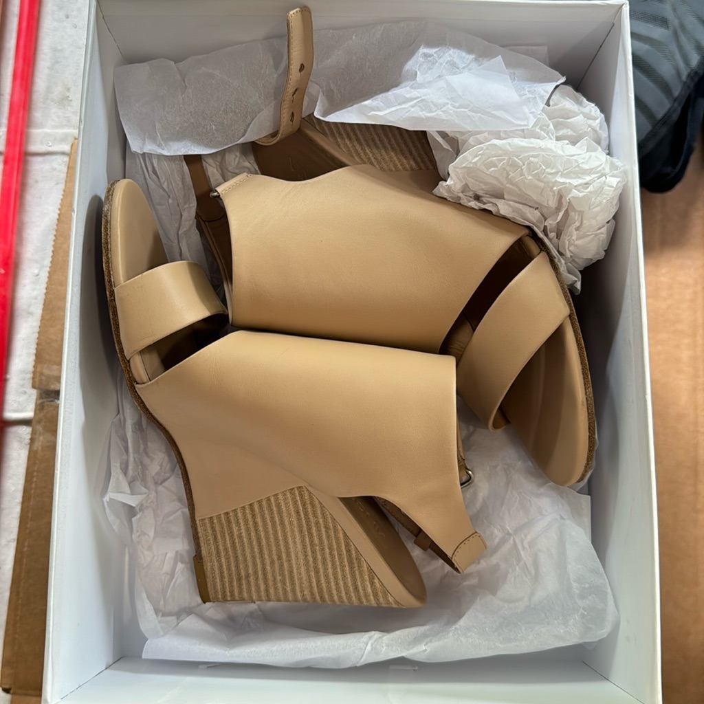 Vince Karen Nude Wedge